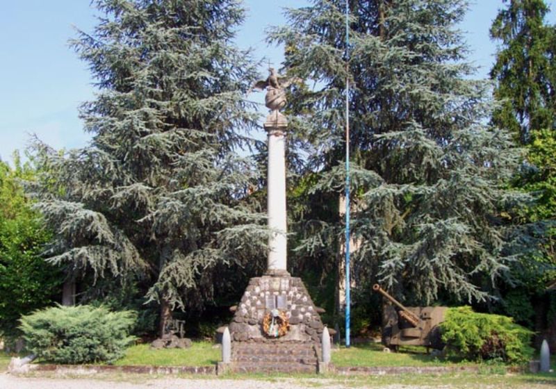 Monumento ai Caduti - Ciriano 