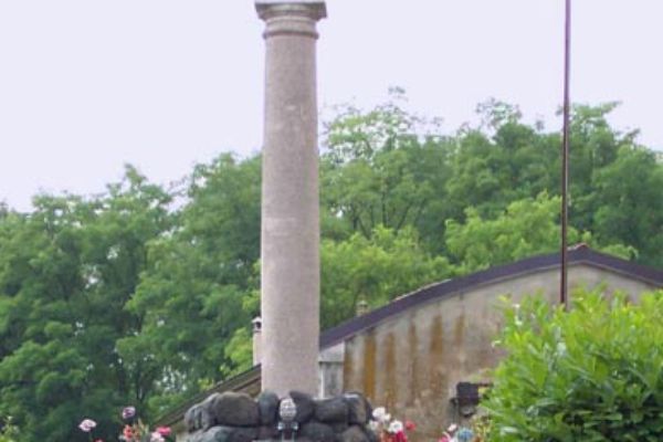 Monumento ai Caduti - Chero